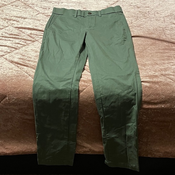 GAP Pants - GAP Women's Green Straight Leg Pants
